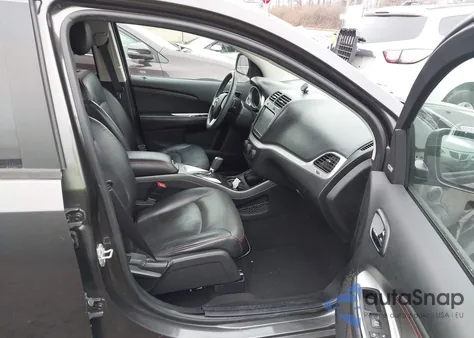 2016 Dodge Journey R/T z USA, uszkodzony, nr VIN 3C4PDCEG9GT156867